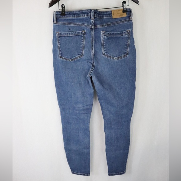 FRANK AND OAK Debbie High Rise Skinny Fit Jeans - Picture 9 of 16